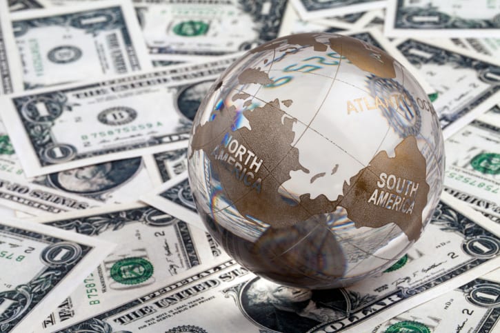Feds Give International Tax Dodgers Extra Six Months